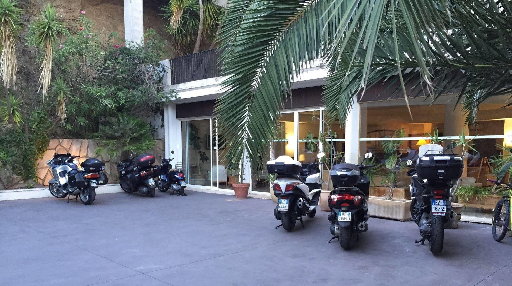 Grand Hotel De Calvi Calvi  Exterior photo